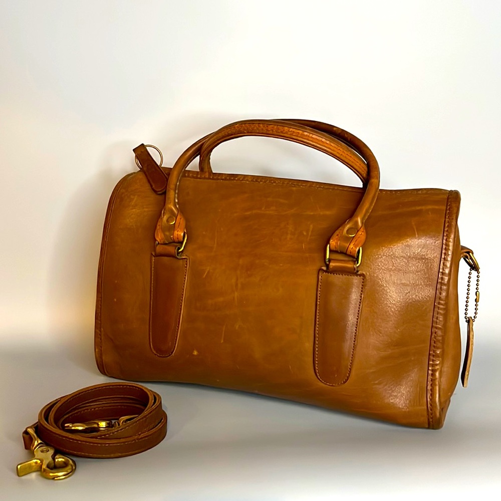 Coach Bag. Vintage. No. 965-1824. Brown leather.